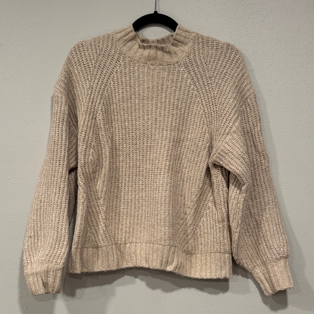 Old Navy Cream Ribbed Turtleneck Sweater